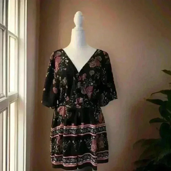 Floral Short Romper - Picture 1 of 3